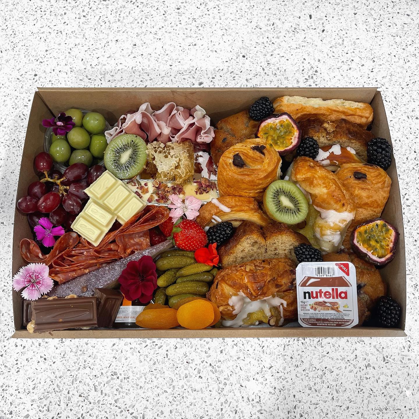 Grande Half Breakfast Box